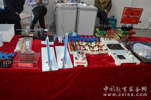 无线电器材厂现身沈阳第70届中国教育装备展(图4)