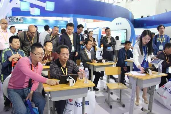 第70届中国教育装备展 科大讯飞精彩亮相(图5)