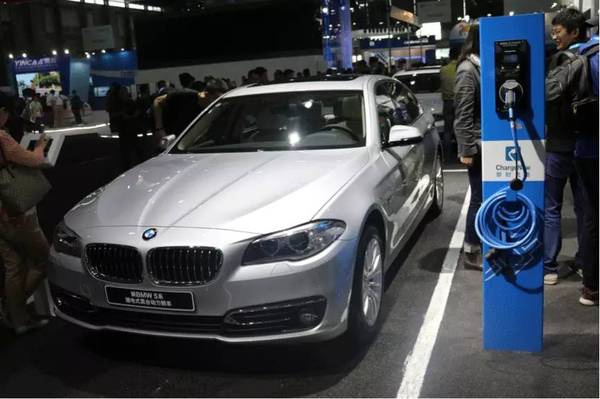 2016亚洲CES展BMW电力十足！(图9)