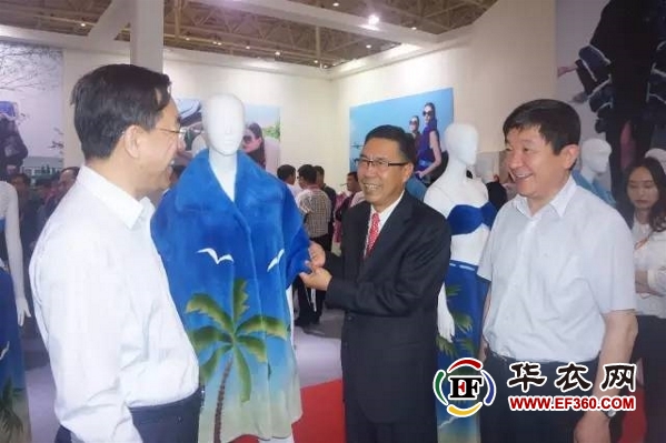 2016北京国际皮草时装展盛大开幕(图3)