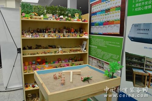 北京成均教育携虚拟电子沙盘亮相沈阳展(图5)