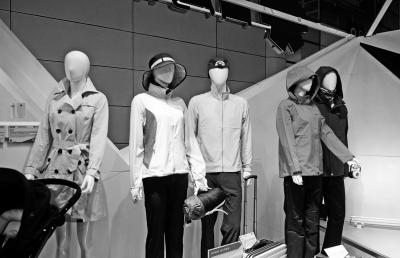 海交会展出诸多高科技 咖啡渣做的衣服抢眼(图2) 海交会展出诸多高科技 咖啡渣做的衣服抢眼(图2)