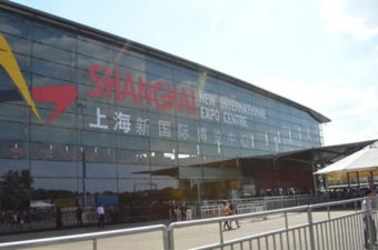 富兰克浴室柜新品登陆上海厨卫展，颠覆传统“颜值”